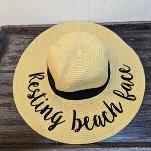 Resting Beach Face Women's Sun Hat One Size